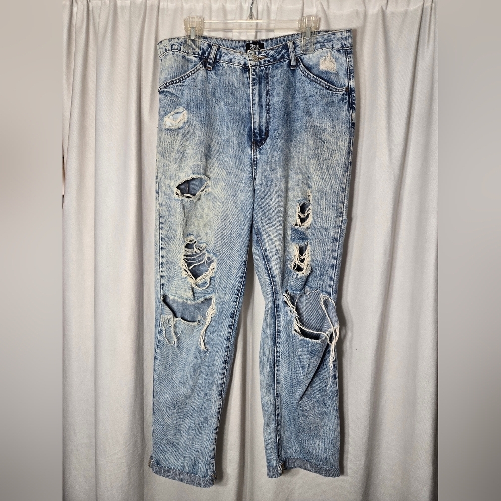 Simple Society Ultra High Rise Distressed Jeans Sz 13/31